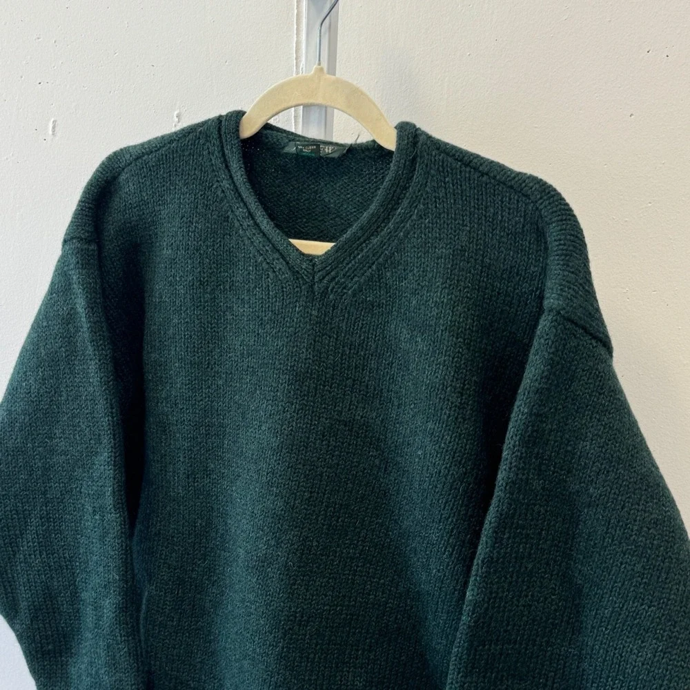Vintage‎ J. Crew Men's Large Forest Green 100% Wool V-Neck Knit Sweater Pullover